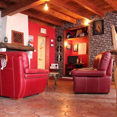 Maison De Charme, D'Artiste, Decoration Brocante Aigrefeuille-dʼAunis 外观 照片