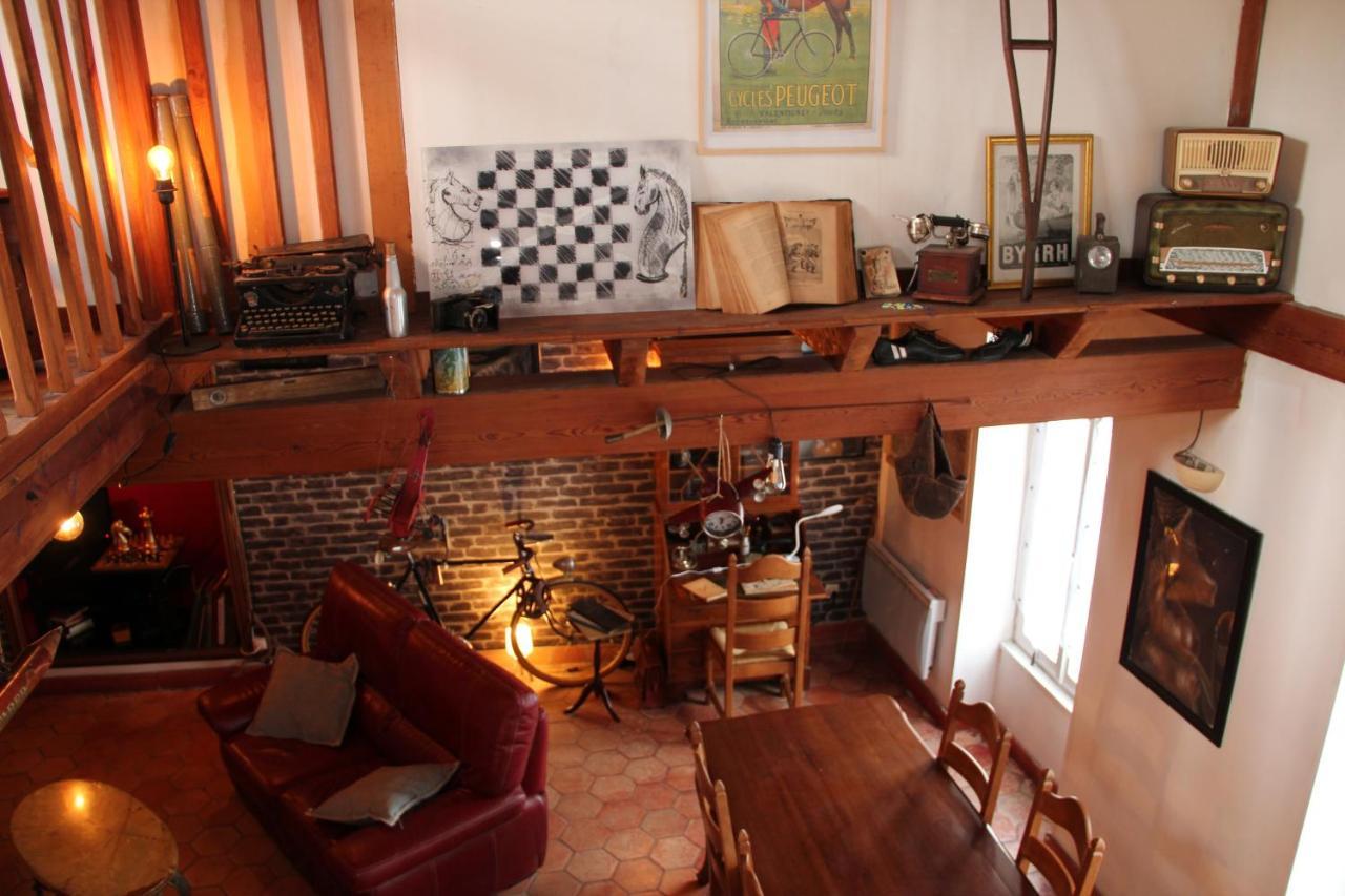 Maison De Charme, D'Artiste, Decoration Brocante Aigrefeuille-dʼAunis 外观 照片