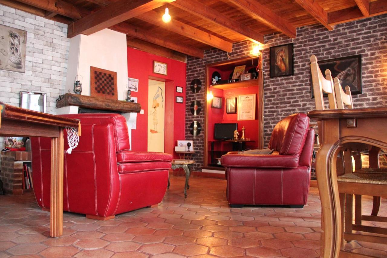 Maison De Charme, D'Artiste, Decoration Brocante Aigrefeuille-dʼAunis 外观 照片